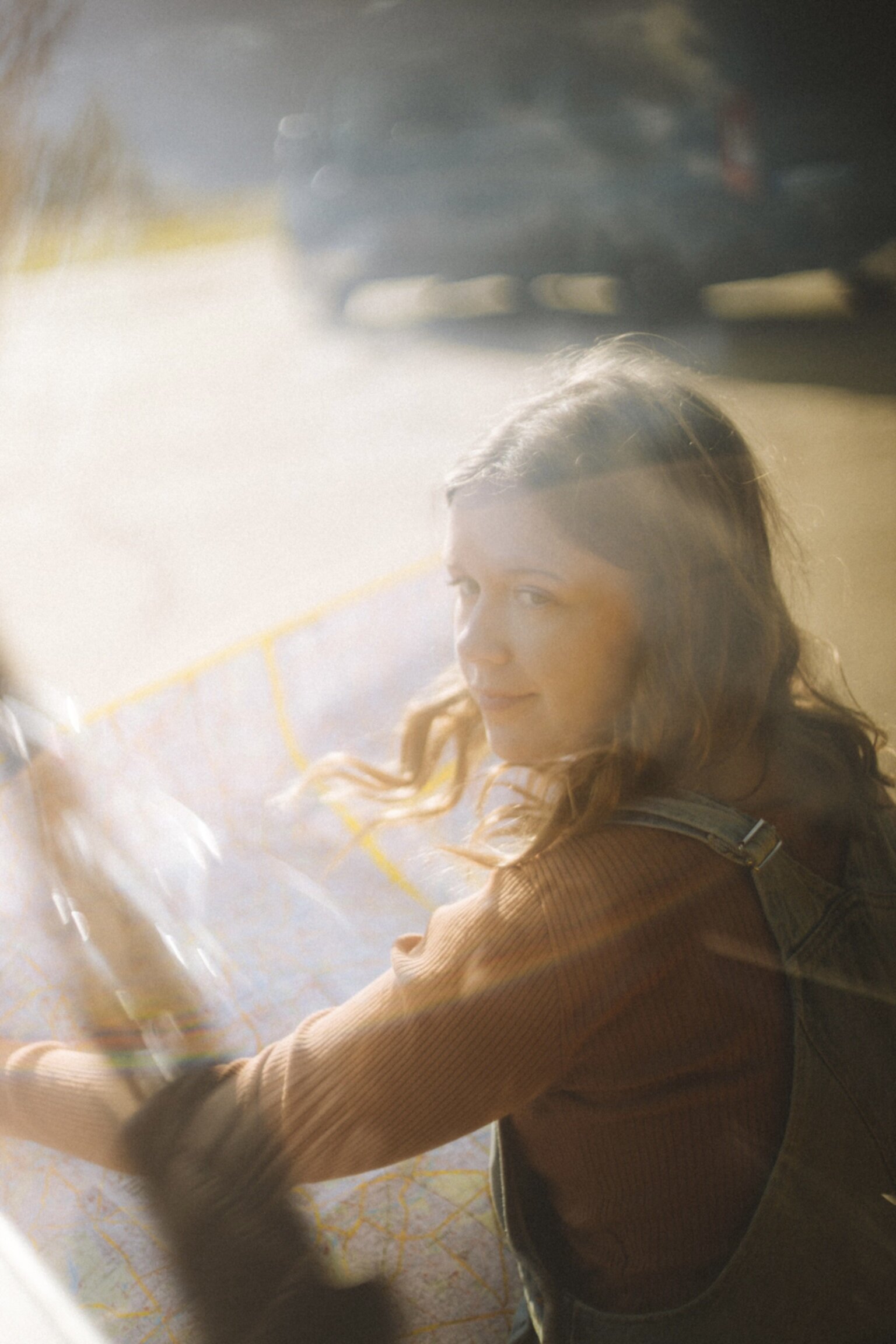 Mila Ziska from behind